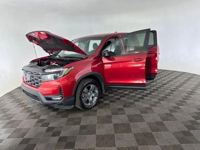 Used 2024 Red Honda TrailSport image 12