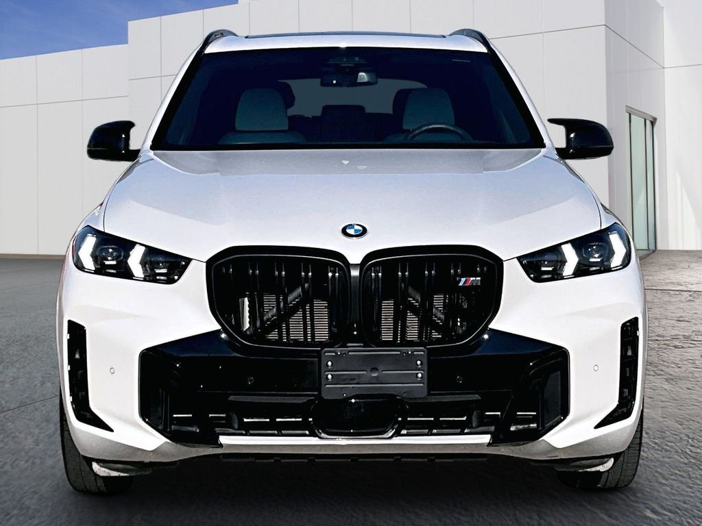 Used 2026 White BMW M60i image 10