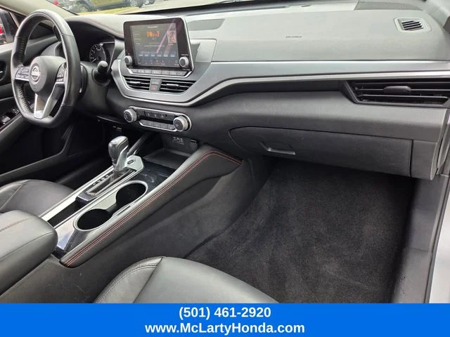 Used 2024 Silver Nissan 2.5 SR image 16