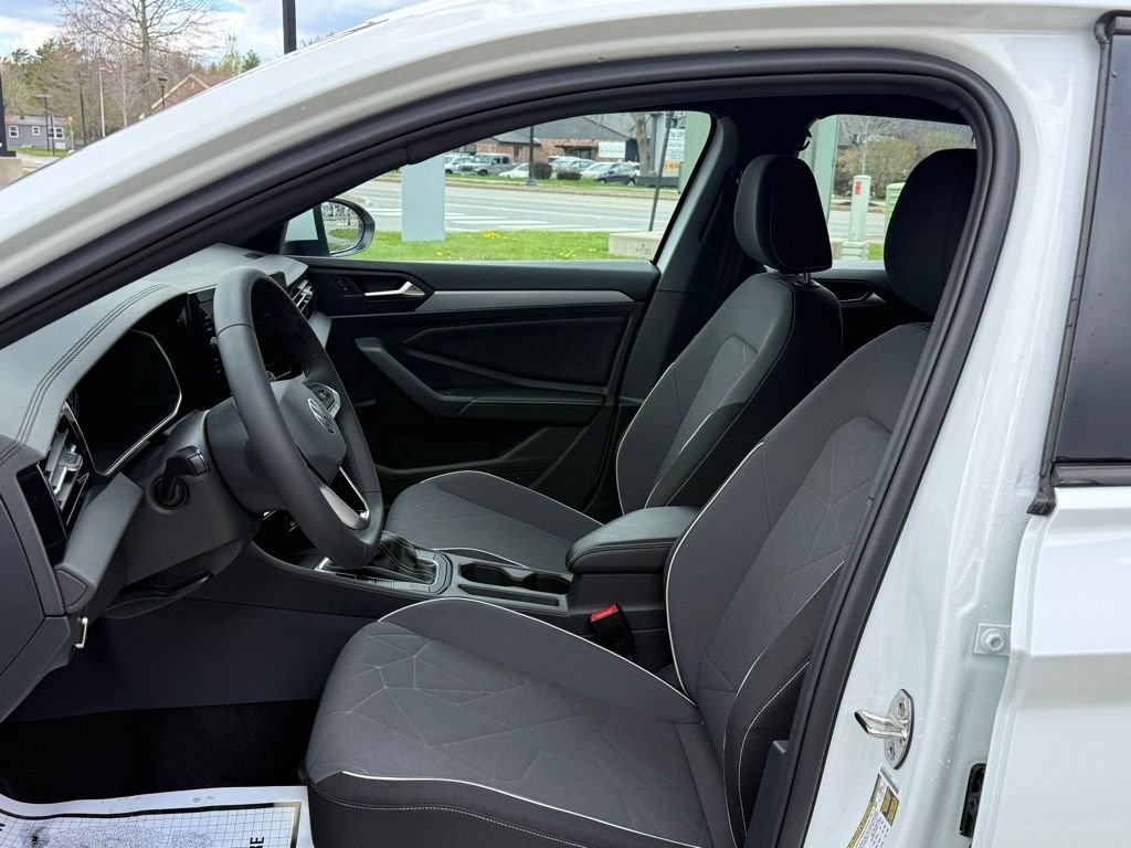 New 2026 White Volkswagen 1.5T Sport image 26