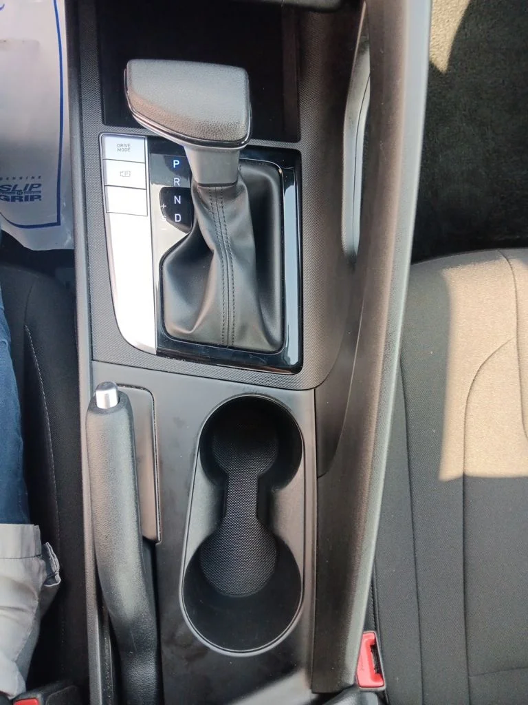 Used 2024 Fluid Metal Hyundai SEL image 23