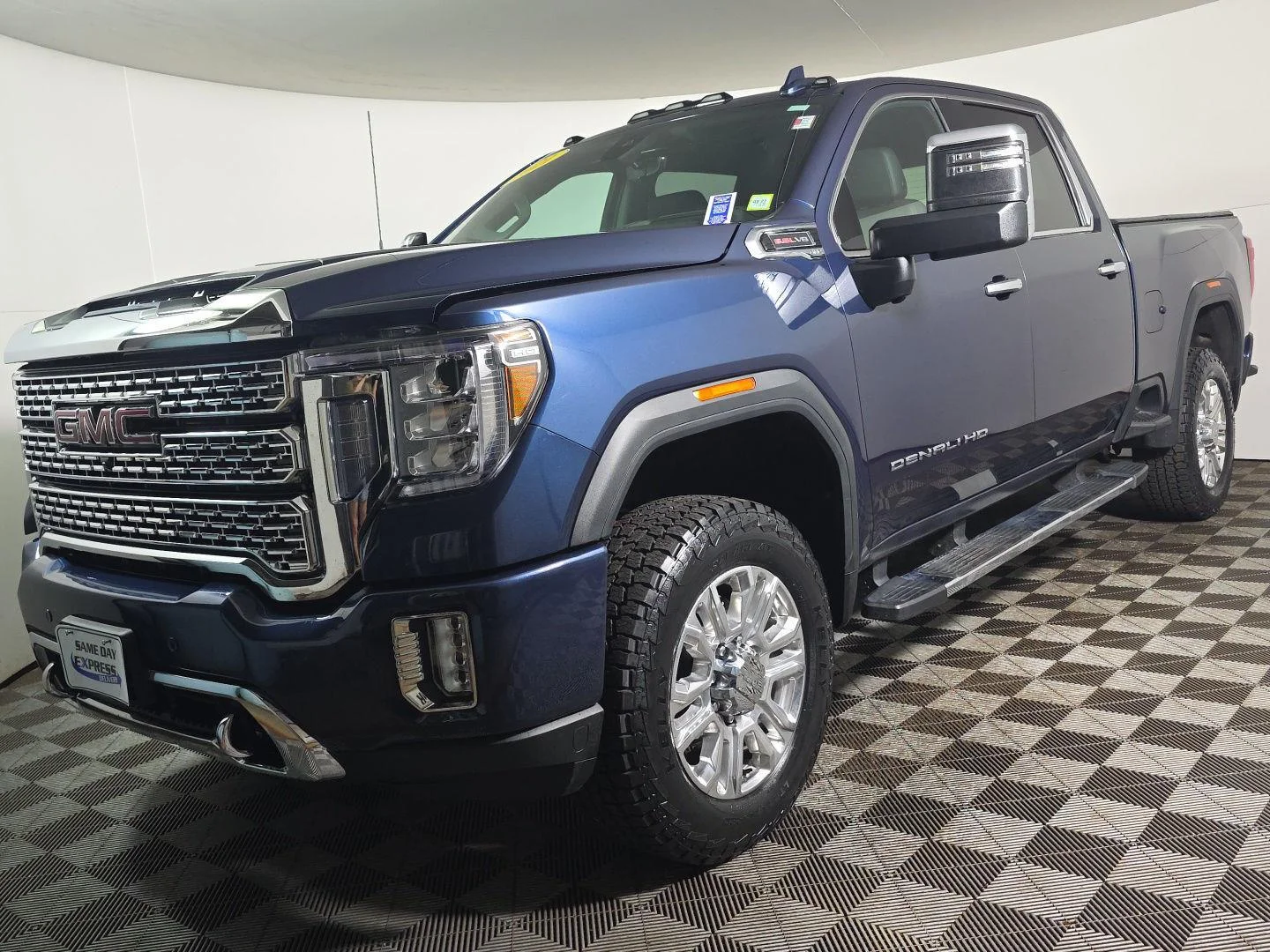 Used 2021 Pacific Blue Metallic GMC Denali image 6