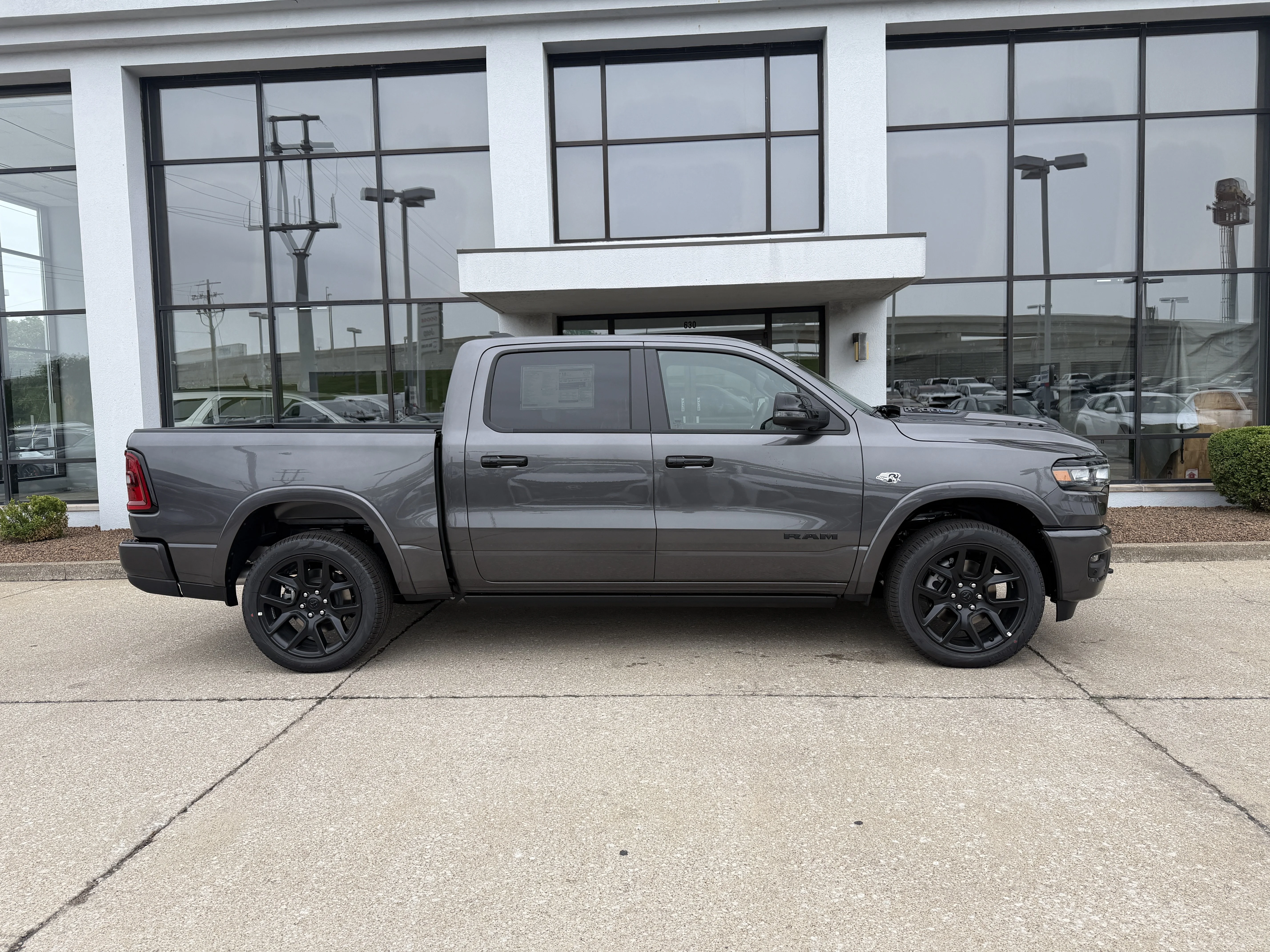 New 2026 Granite Crystal Metallic Clear-Coat Exterior Paint RAM Laramie image 3
