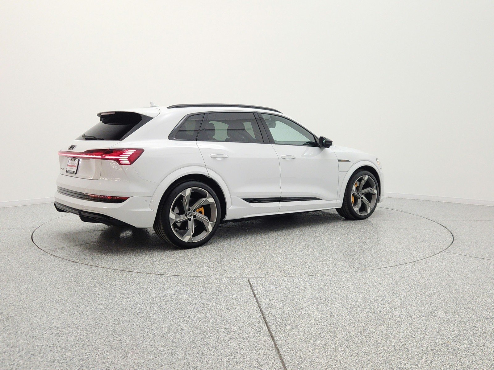 Used 2023 Glacier White Metallic Audi Premium Plus quattro image 5