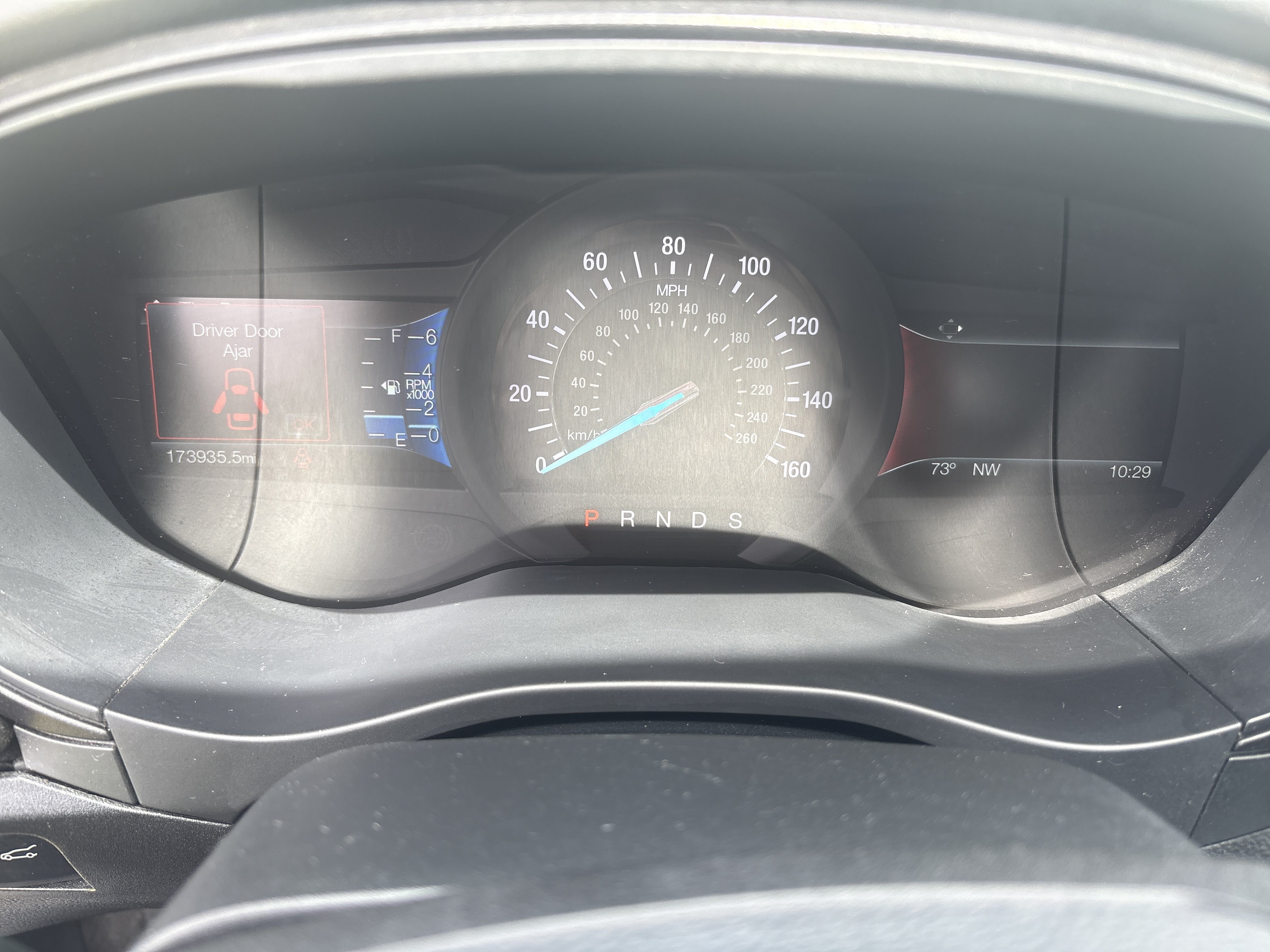 Used 2018 Magnetic Metallic Ford SE image 5