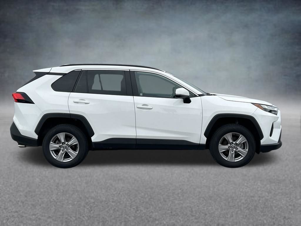 Used 2025 White Toyota XLE image 7