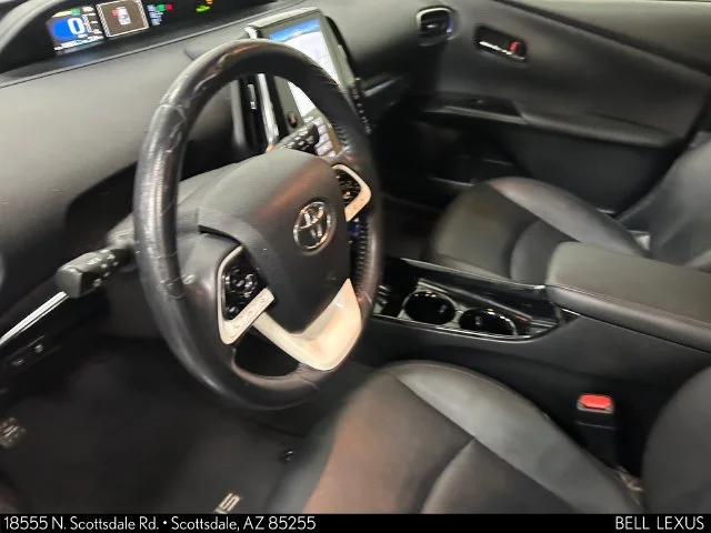 Used 2018 White Toyota Four Touring image 16