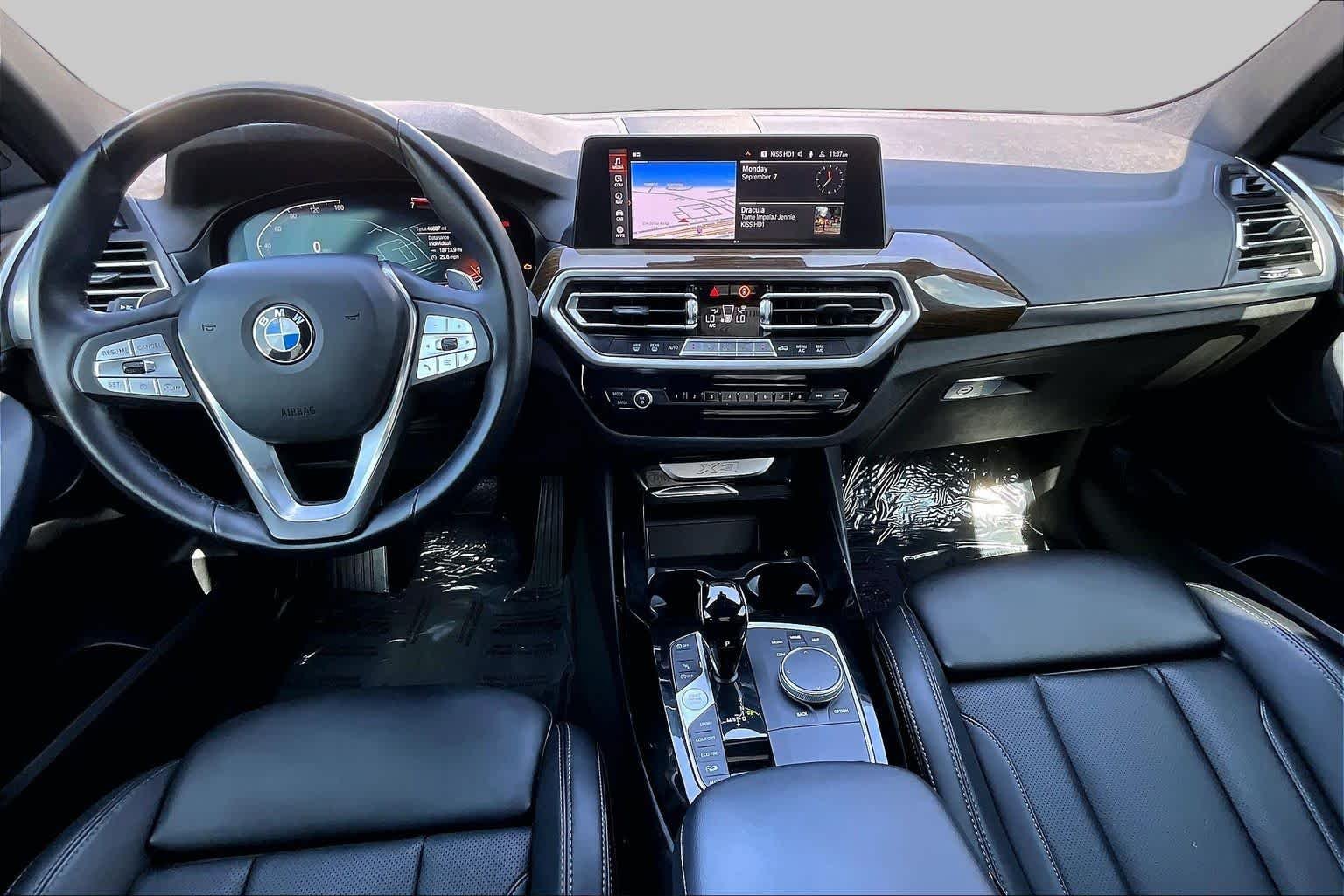 Used 2022 Alpine White BMW xDrive30i image 16