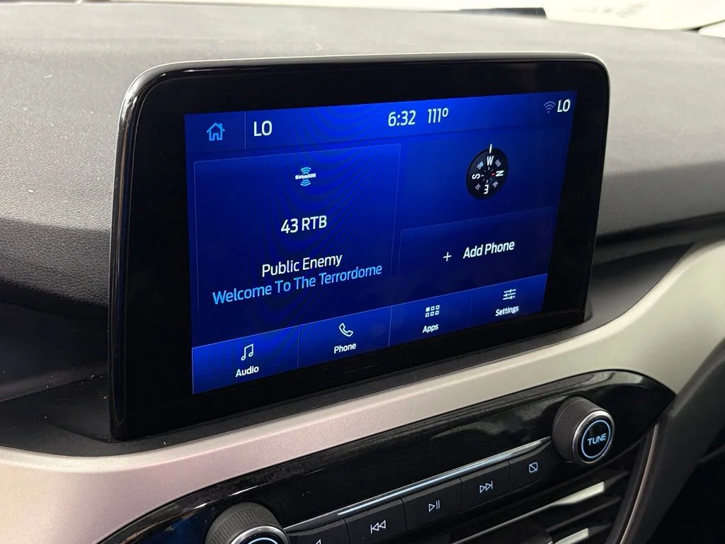 Used 2022 Blue Metallic Ford SEL image 25