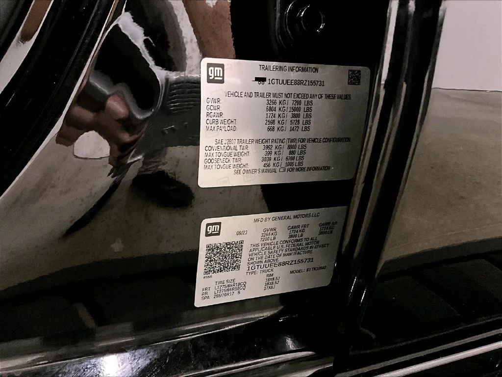 Used 2024 Black GMC AT4 image 20