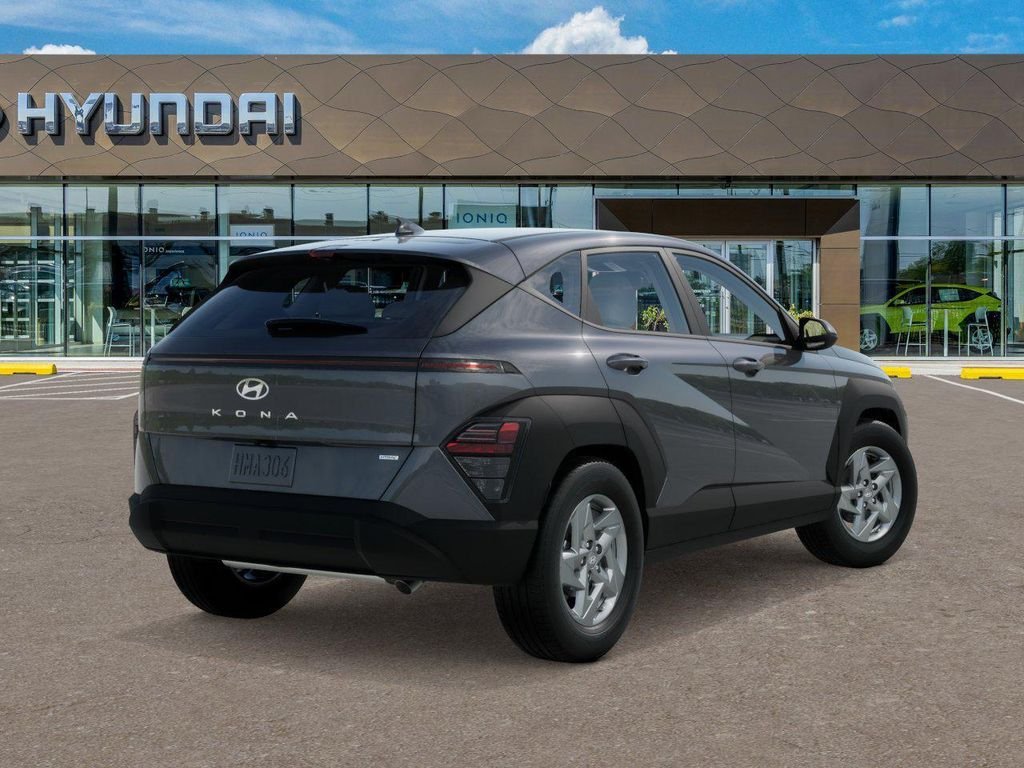New 2027 Gray Hyundai SE image 5