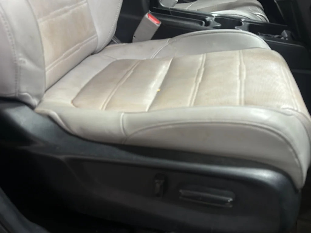 Used 2019 Red Honda EX-L image 17