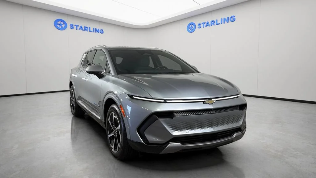 Used 2024 Sterling Gray Metallic Chevrolet 2LT image 15