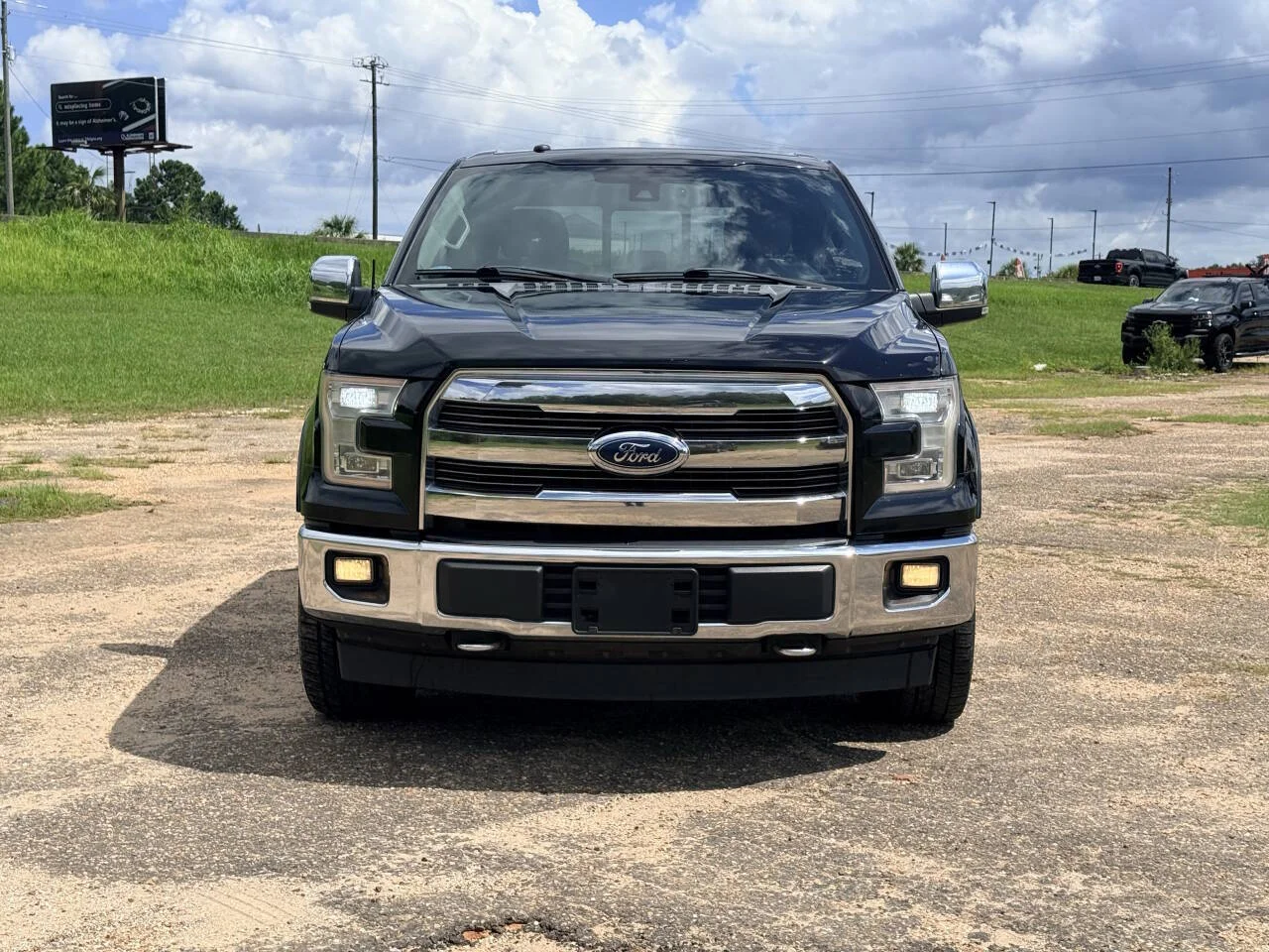 Used 2017 Black Ford Lariat 4x4 4dr SuperCrew 5.5 ft. SB image 8