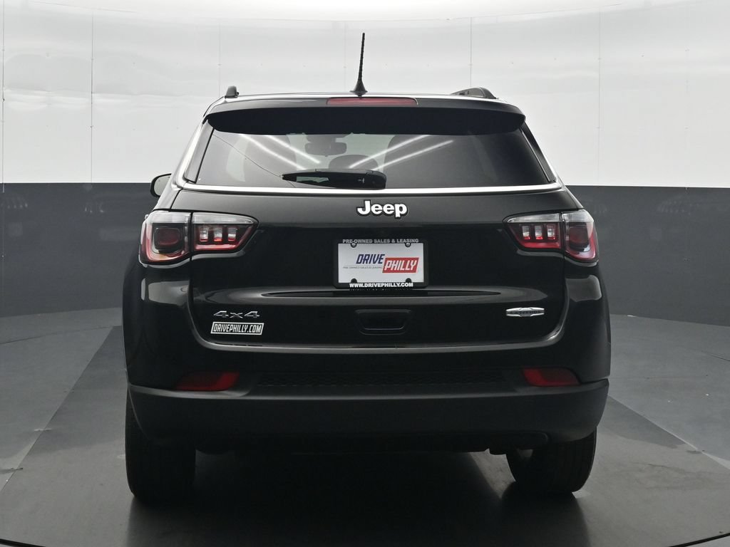 Used 2024 Black Jeep Latitude image 5