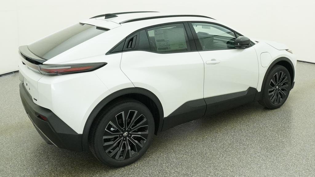 New 2026 Wind Chill Pearl Toyota XSE image 18