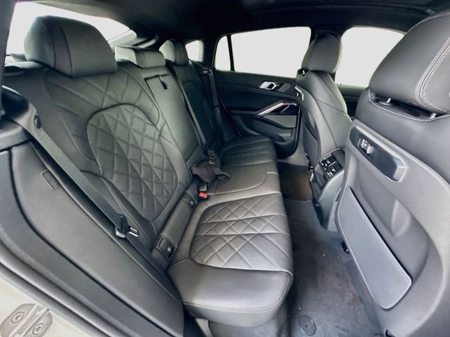 New 2027 White BMW xDrive40i image 20