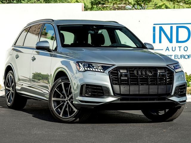 Used 2023 Satellite Silver Audi 55 Premium Plus image 4