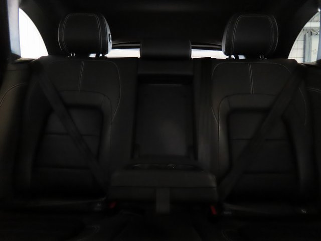 2024 Jaguar F-PACE R-Dynamic S - Photo 35
