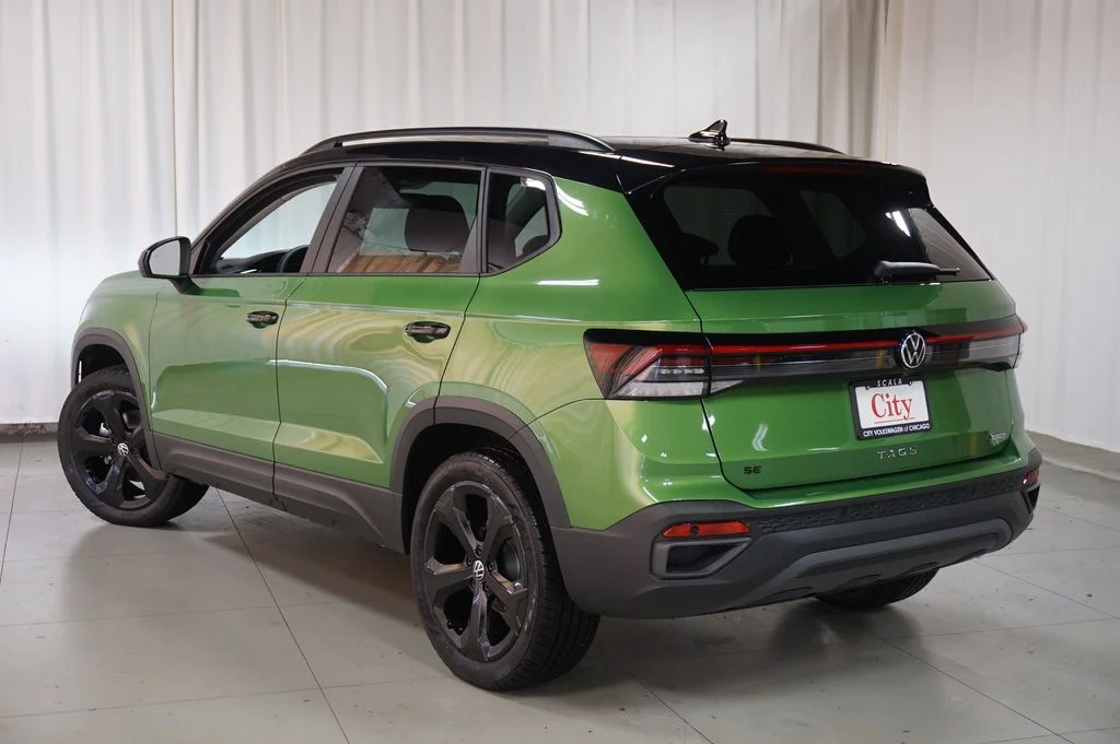 New 2026 Green Volkswagen 1.5T SE Black image 8