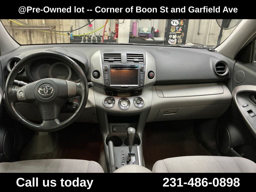 Used 2006 Black Toyota Limited image 18