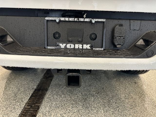New 2026 Bright White Clear-Coat Exterior Paint RAM Laramie image 18