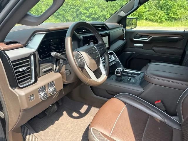Used 2023 Onyx Black GMC Denali image 16