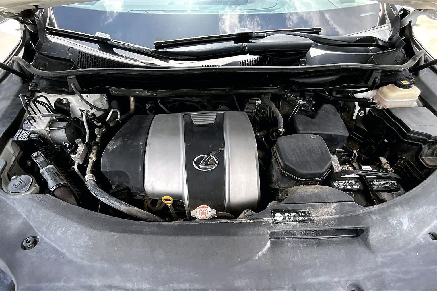 Used 2018 Eminent White Pearl Lexus  image 29