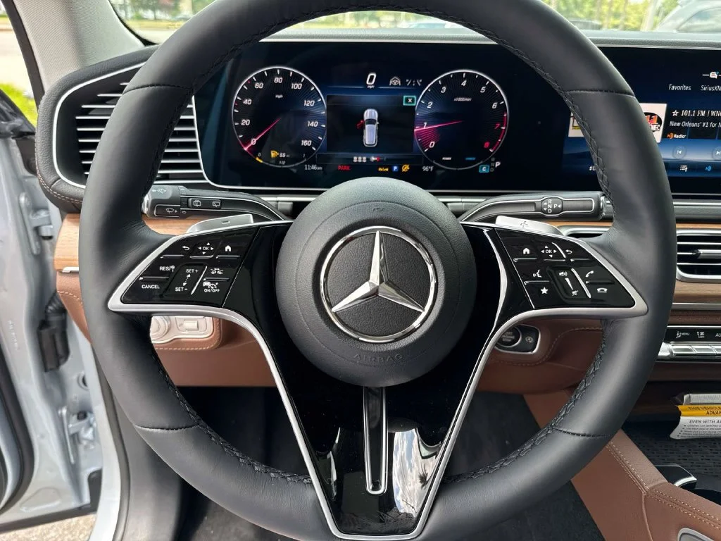 Certified Used 2025 Silver Mercedes-Benz GLE 350 image 11