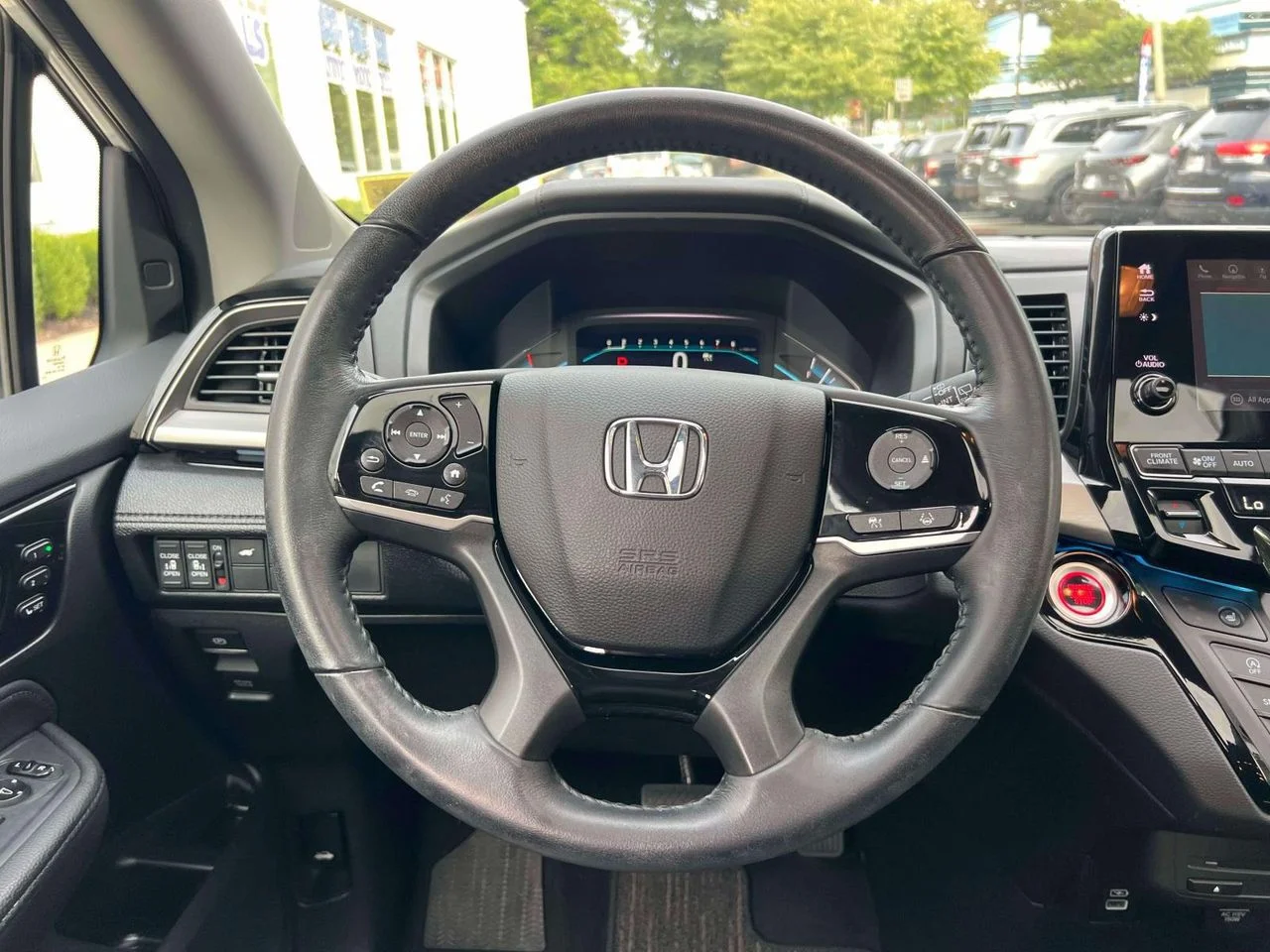 2023 Honda Odyssey Touring - Photo 18