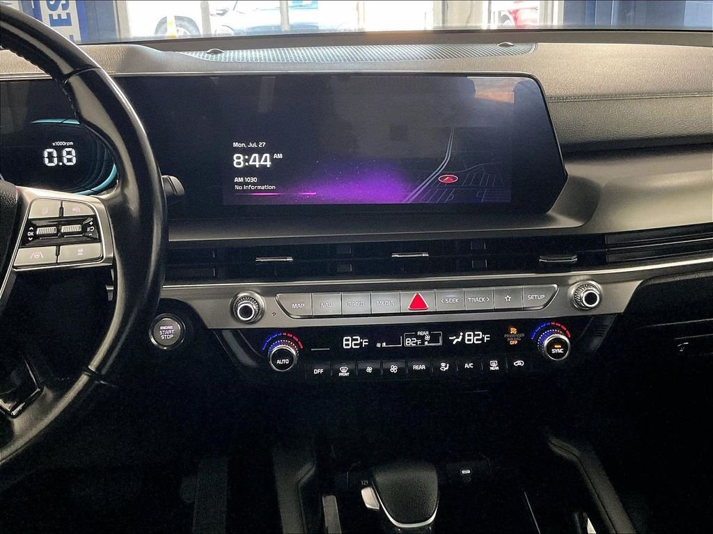Used 2024 Black Kia LX image 18