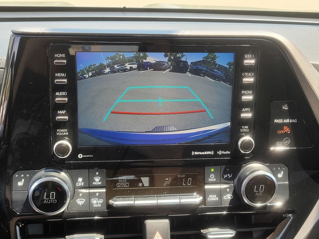 Used 2022 Silver Toyota XLE image 20