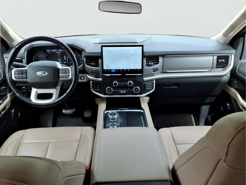Used 2022 White Ford XLT image 26