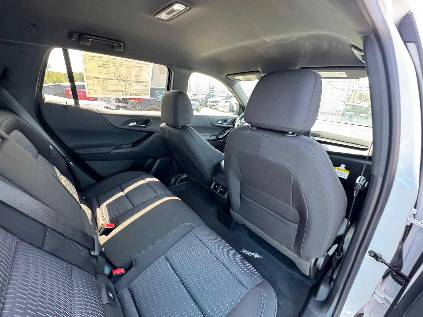 2027 Chevrolet Equinox LT - Photo 31