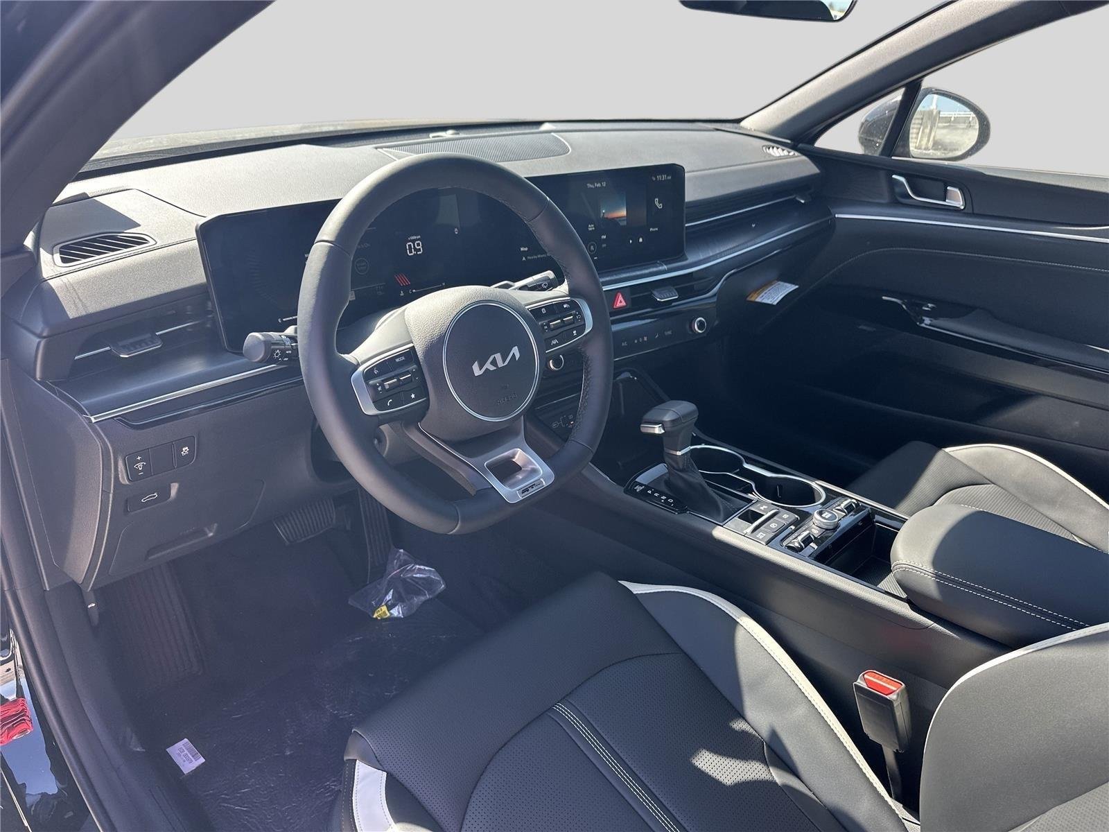 New 2026 Aurora Black Pearl Kia GT-Line image 8