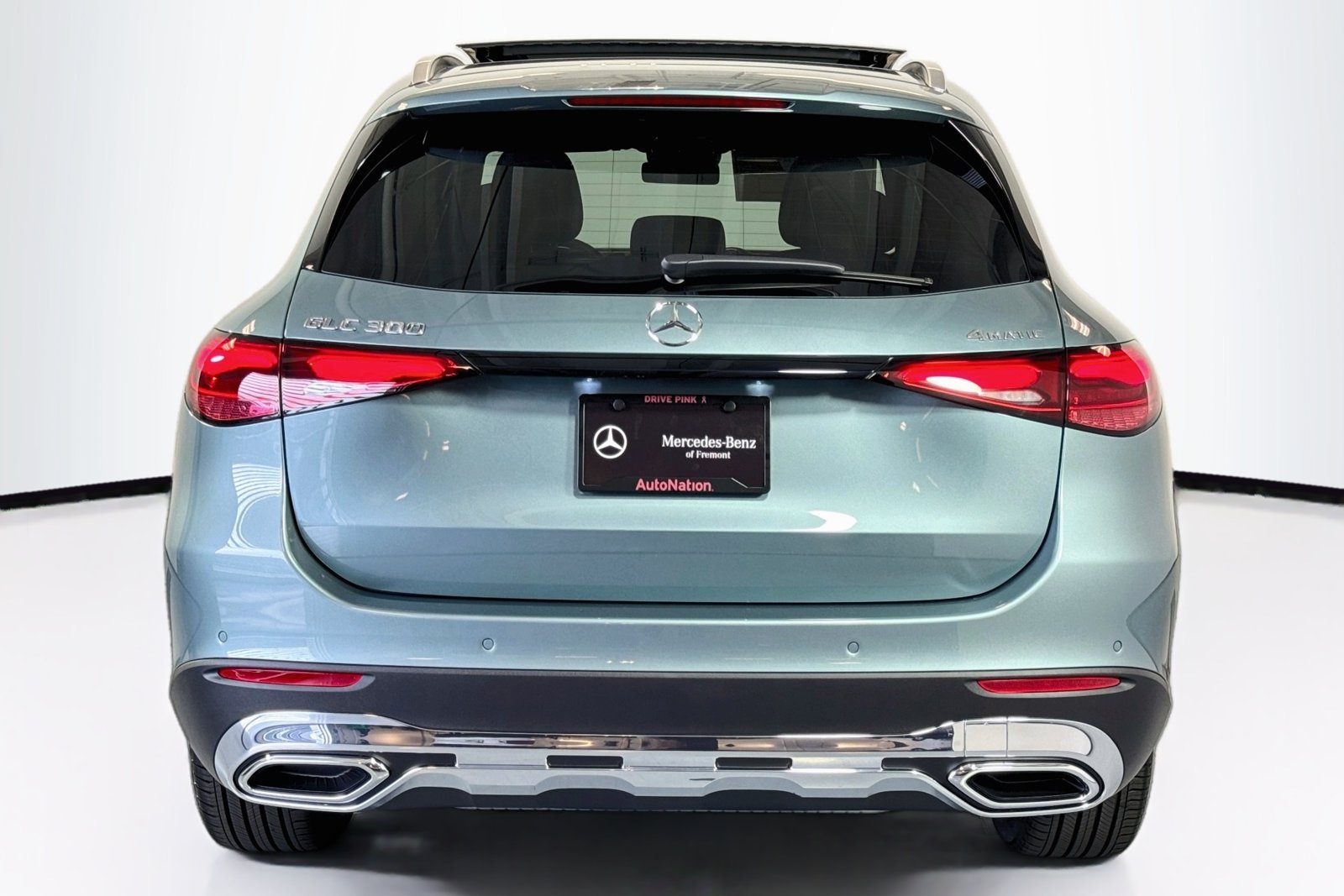 New 2026 Verde Silver Metallic Mercedes-Benz GLC 300 image 6