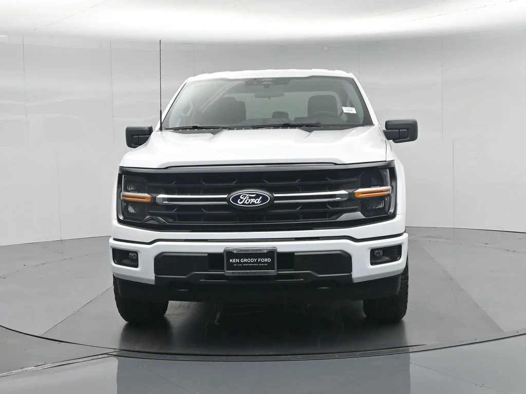 New 2026 Oxford White Ford XLT image 23