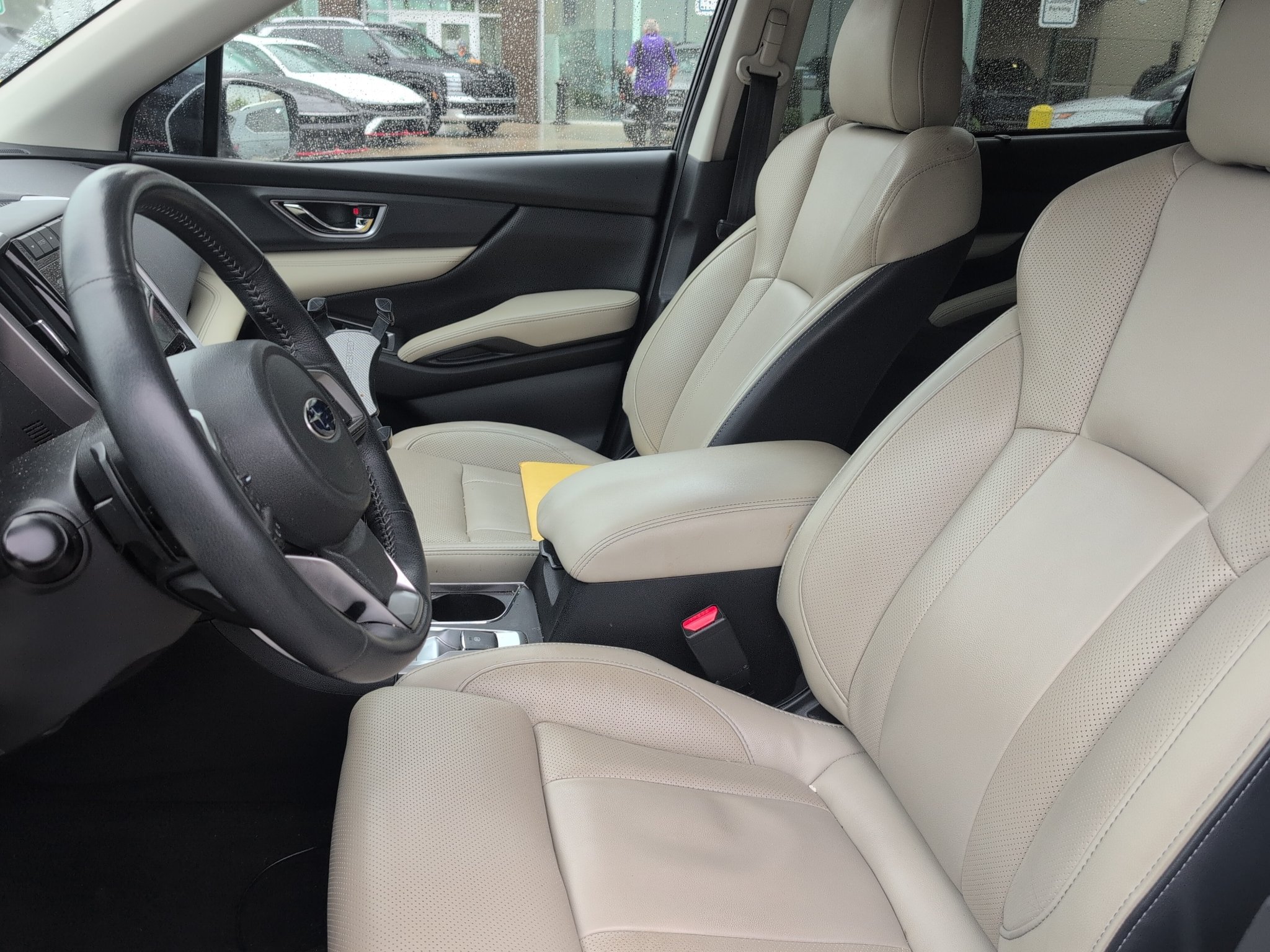 Used 2020 Crystal White Pearl Subaru Limited image 3