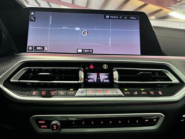 Used 2021 Gray BMW M50i image 18