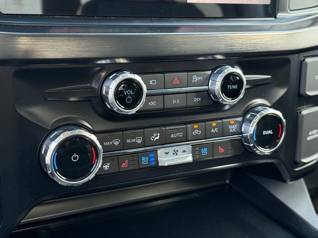 2026 Ford F-250 Super Duty Lariat - Photo 11