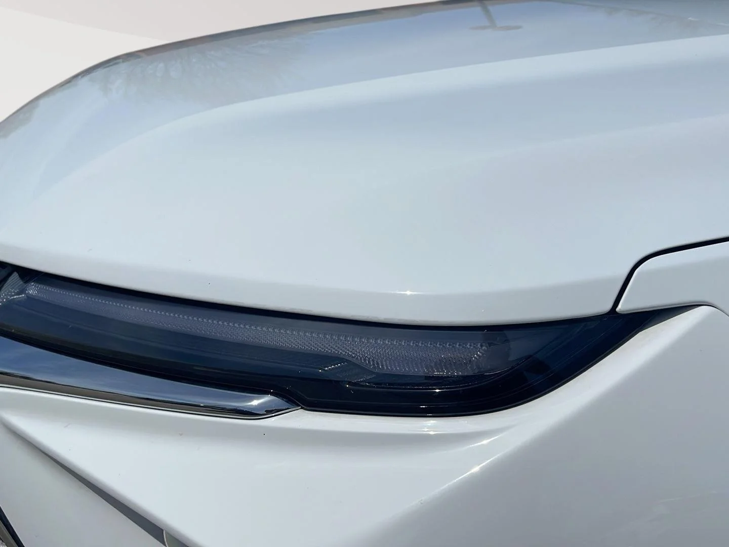 Used 2025 Summit White Chevrolet LT image 10