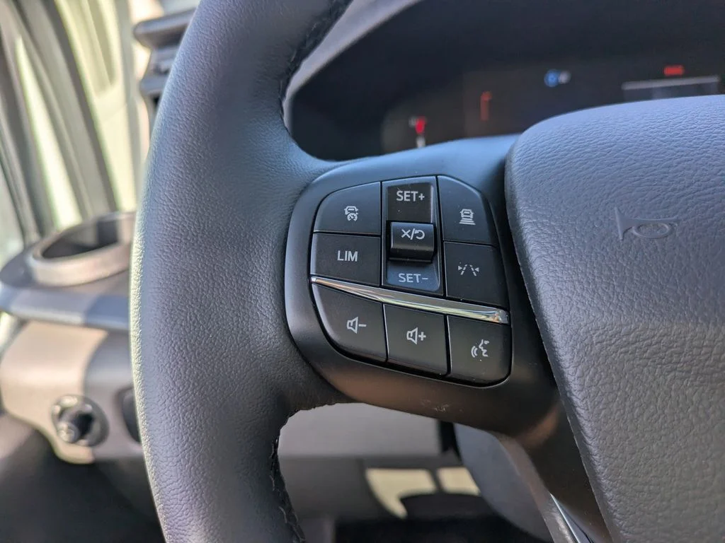 New 2026 Oxford White Ford XLT image 28