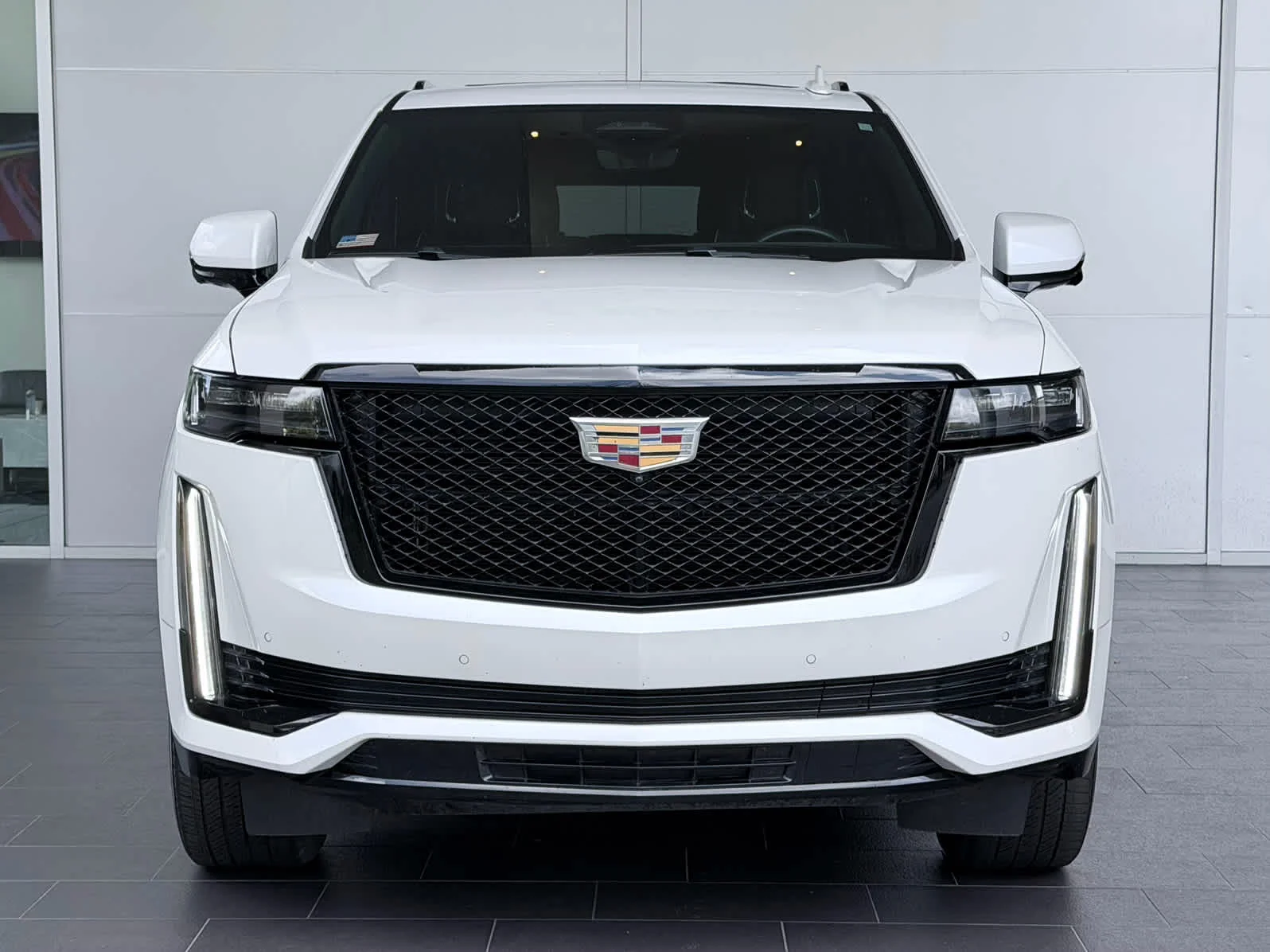 Certified Used 2024 Crystal White Tricoat Cadillac Sport image 2