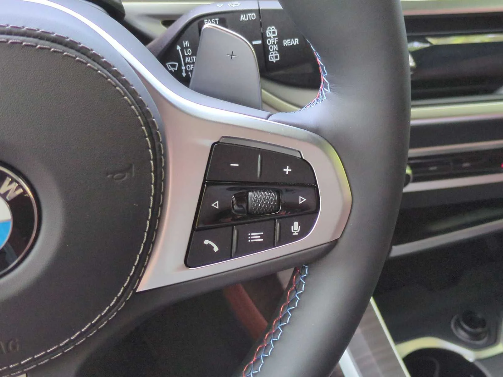 2026 BMW X7 M60i - Photo 27