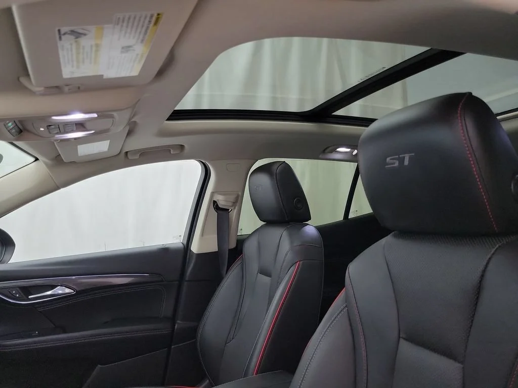 2023 Buick Envision Essence - Photo 11