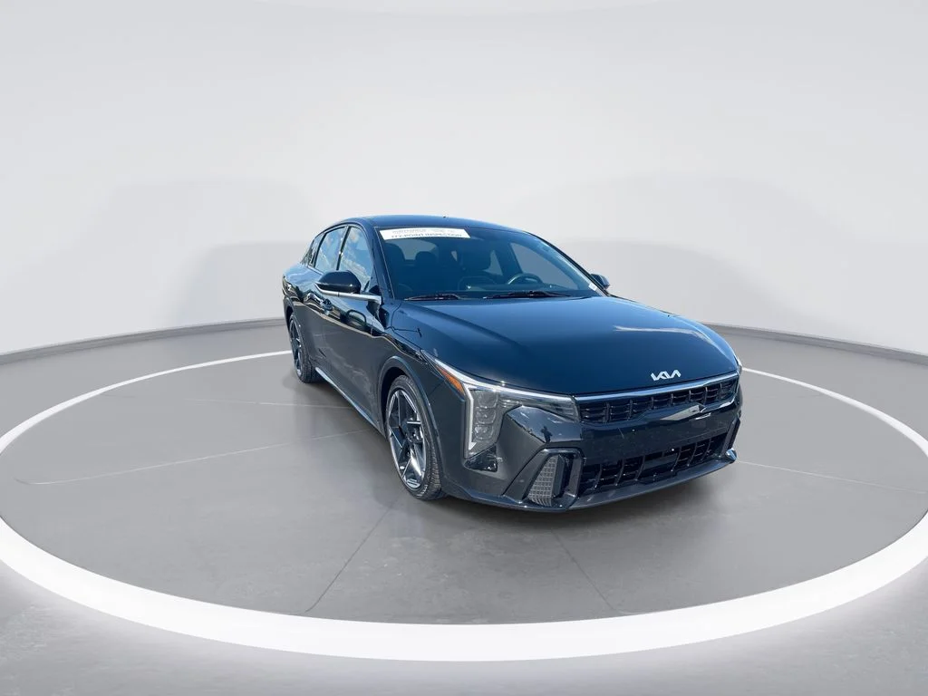 Used 2025 Black Kia GT-Line image 2