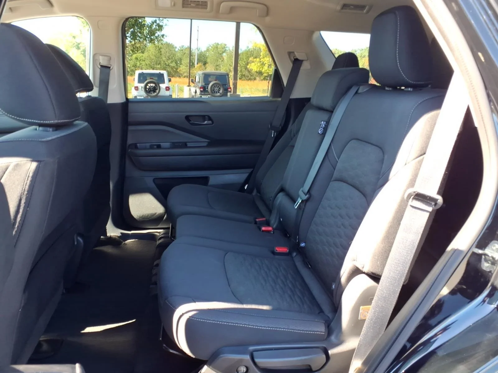 Used 2024 Super Black Nissan SV image 18