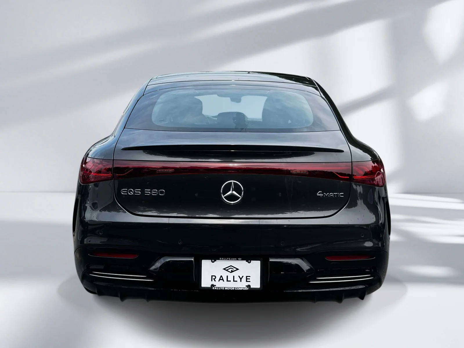 Certified Used 2023 Graphite Gray Metallic Mercedes-Benz 580 image 4