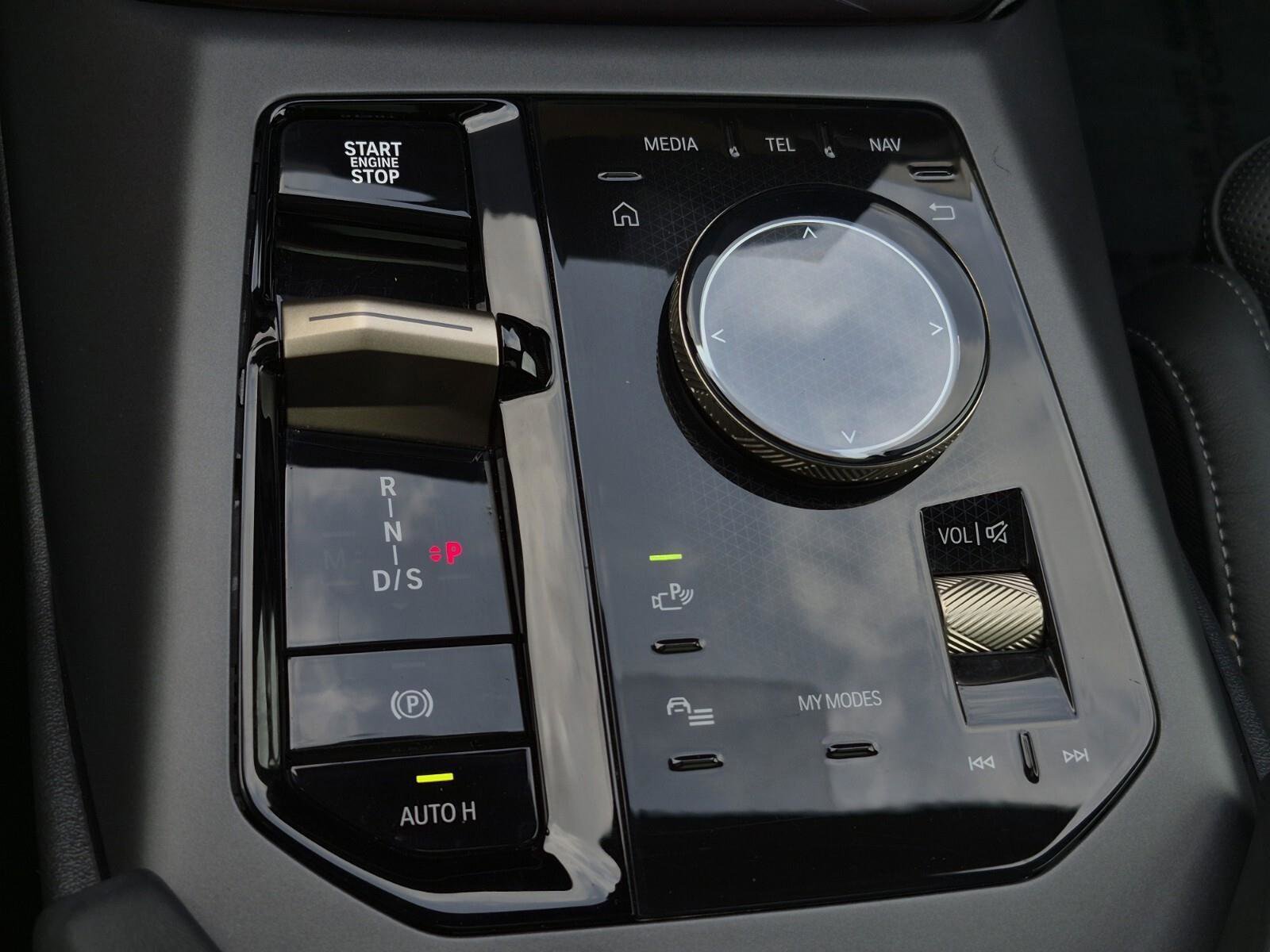 2025 BMW X3 30 - Photo 30