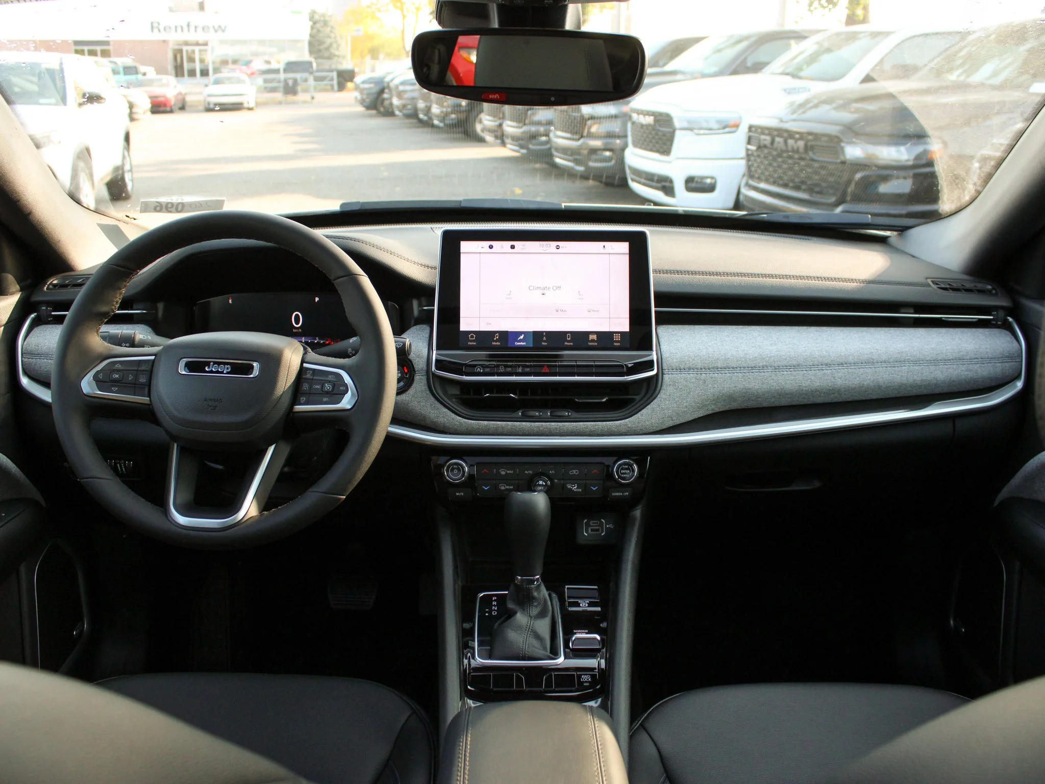 New 2026 White Jeep North* 4x4, Pano Sunroof, Remote Start, Alpine Audio, Heated Seats image 13